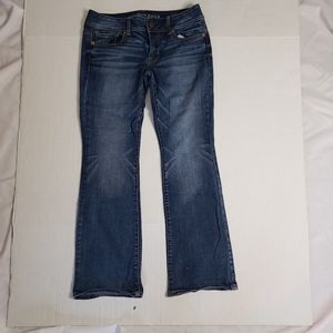 American Eagle Outfitters size 6 kick boot jeans